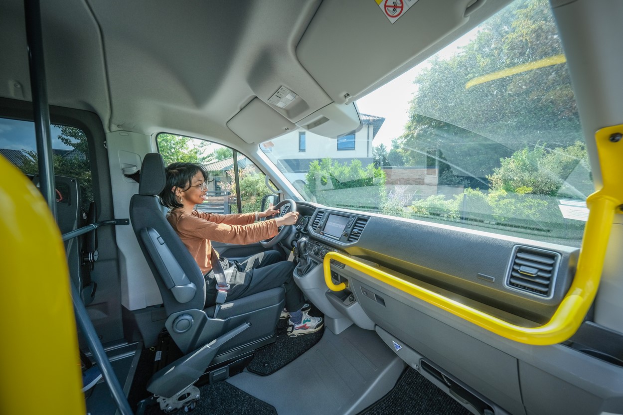 Le poste de conduite du Volkswagen e-Crafter est confortable et intuitif 