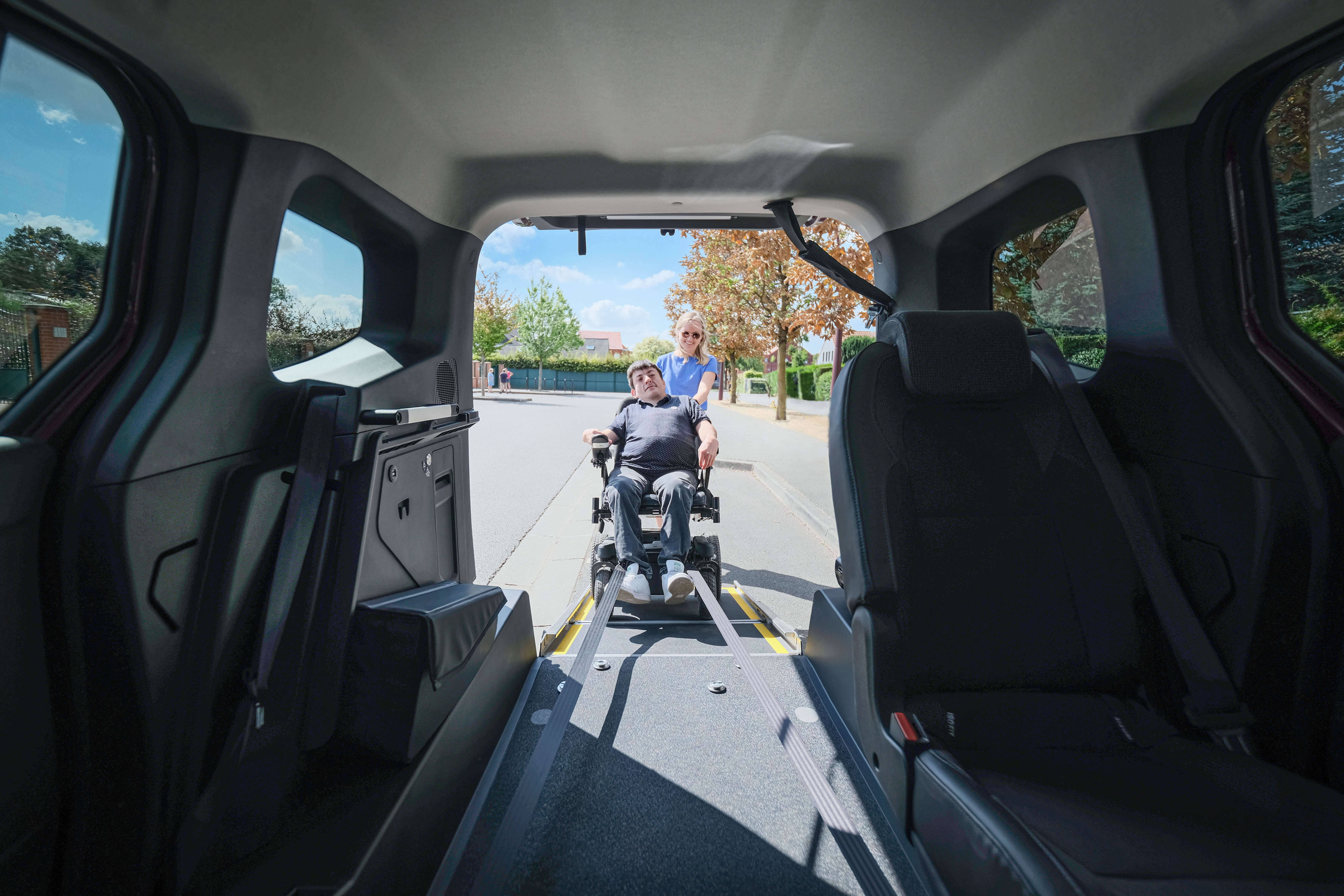 Le système d'arrimage rallongé aide considérablement le chauffeur-accompagnateur lors de l'arrimage
