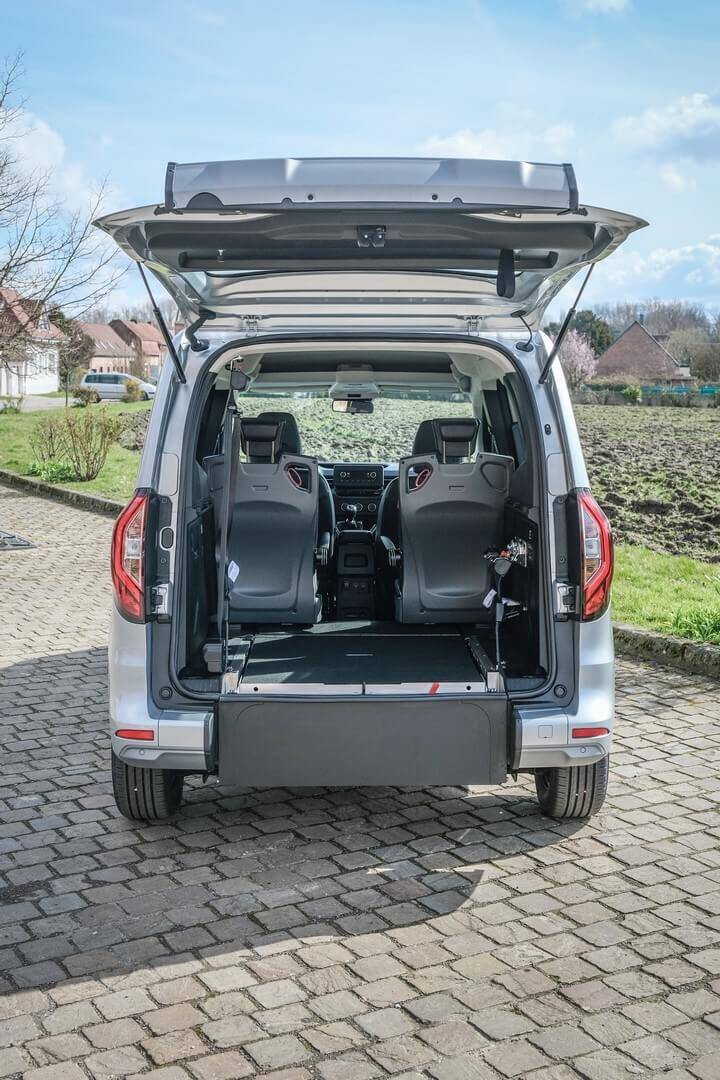 Grâce à la fonction HappyAccess, vous disposez d'un espace de chargement supplémentaire en l'absence du passer en fauteuil roulant dans l'habitacle