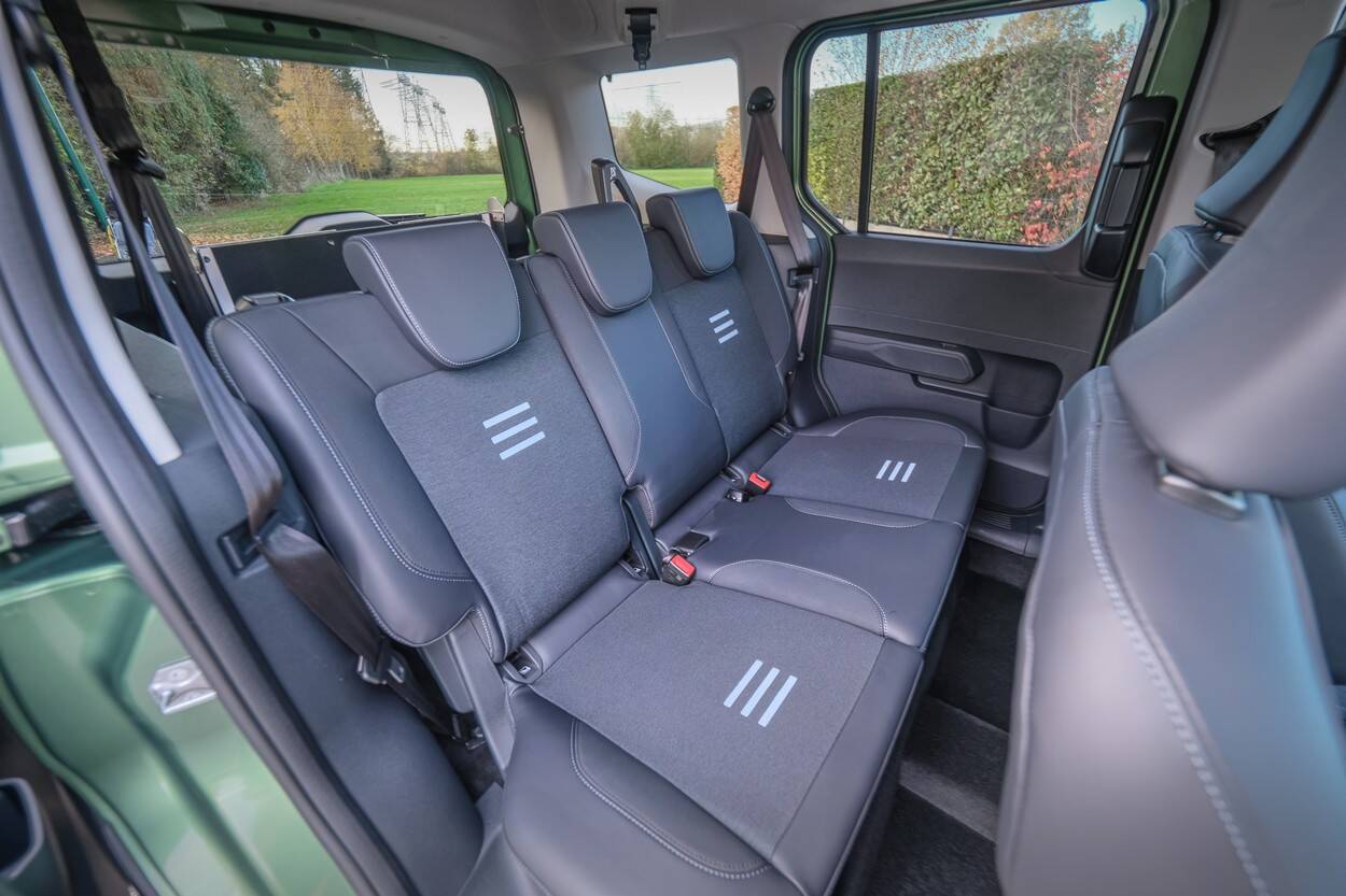 L'aménagement Xtra présenté ici conserve la banquette d'origine pour retrouver une voiture 5 places si besoin