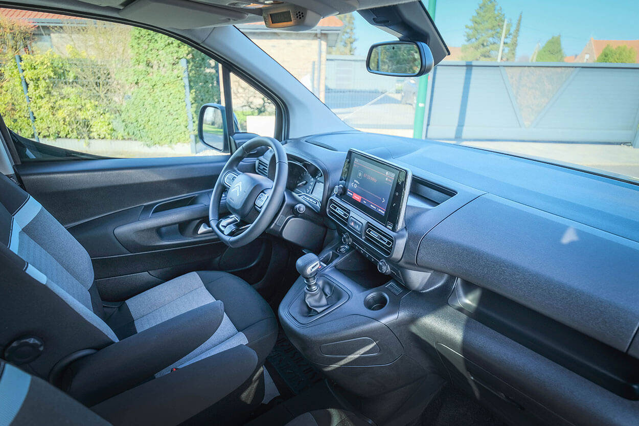Ce Berlingo Maxi dispose d'un poste de conduite ultra moderne 