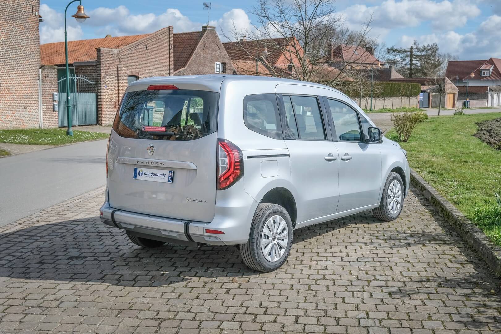 Le Renault Kangoo est un ludospace tout terrain
