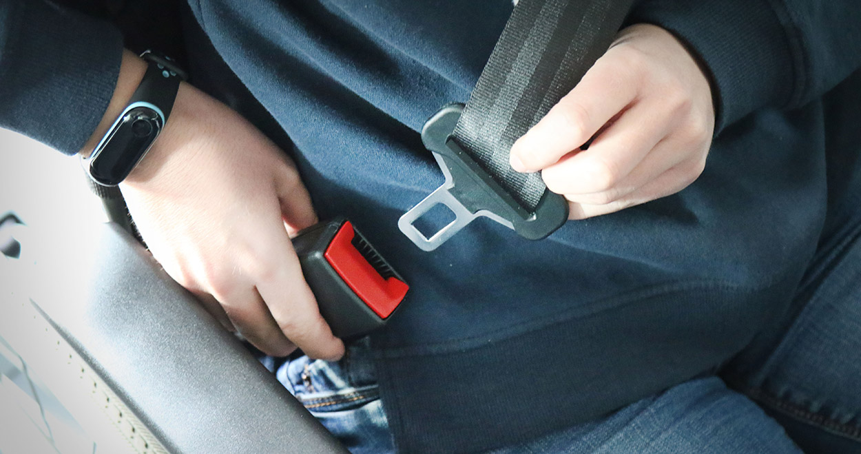 La ceinture de sécurité est obligatoire, même pour un passager en fauteuil roulant ! La ceinture de sécurité est obligatoire, même pour un passager en fauteuil roulant !