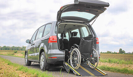 Le Volkswagen Sharan PremiumAccess apparaît dans la gamme Handynamic en mai 2013