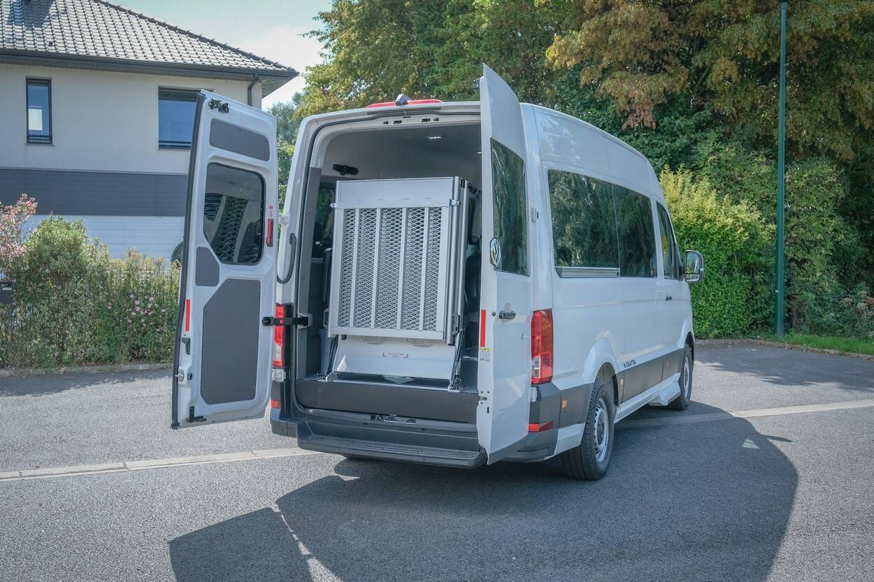 Le Volkswagen e-Crafter L3H3 et son aménagement TPMR Shuttle est très facile d’utilisation 