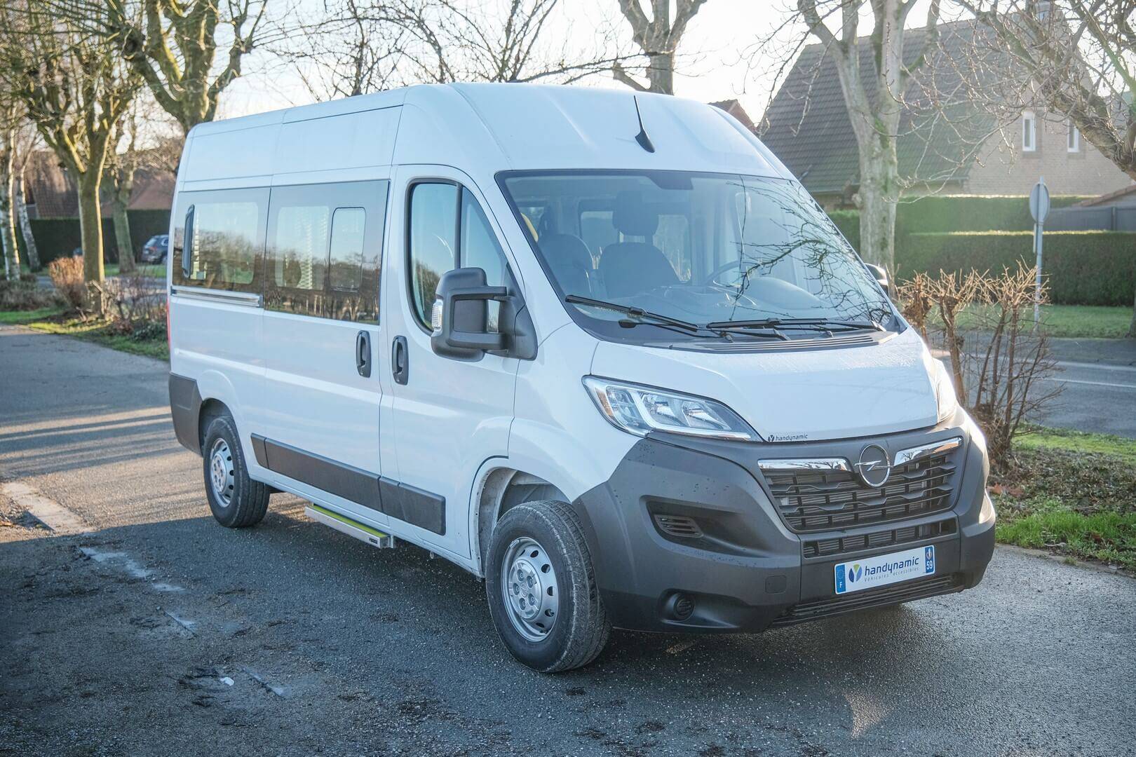 Découvrez l'Opel Movano L2H2 TPMR Ecoline SimplyAccess chez Handynamic !
