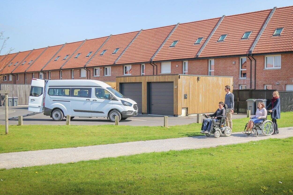 Le Ford Transit Custom Handyclipse peut transporter jusqu'à 4 passagers à mobilité réduite