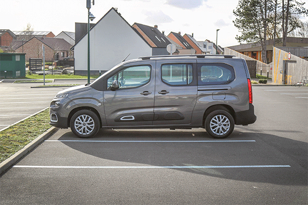 Le design du Berlingo Maxi Xtra SimplyAccess a récemment été remis au goût du jour ! Le design du Berlingo Maxi Xtra SimplyAccess a récemment été remis au goût du jour !