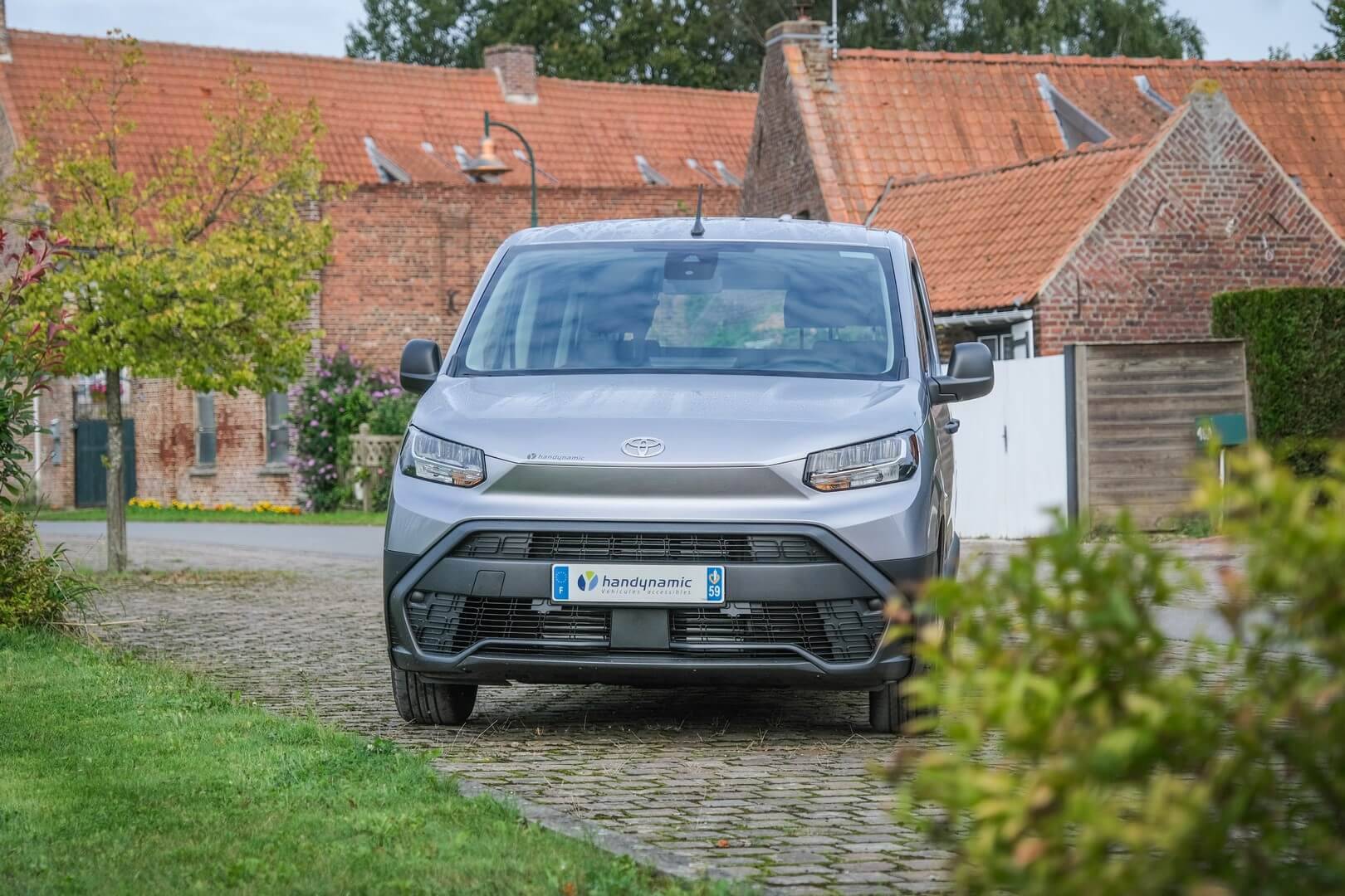 Le Toyota ProAce City Verso TPMR est un ludospace compact et pratique en ville comme en campagne