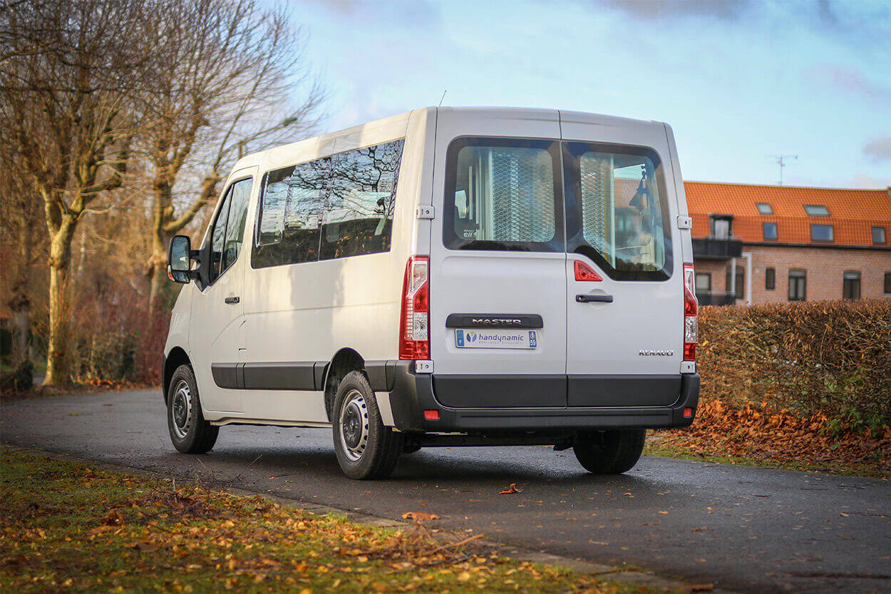 Pour vos transports urbains où la circulation et le stationnement sont compliqués, le Renault Master L1H1 Handyclipse se montre particulièrement pratique