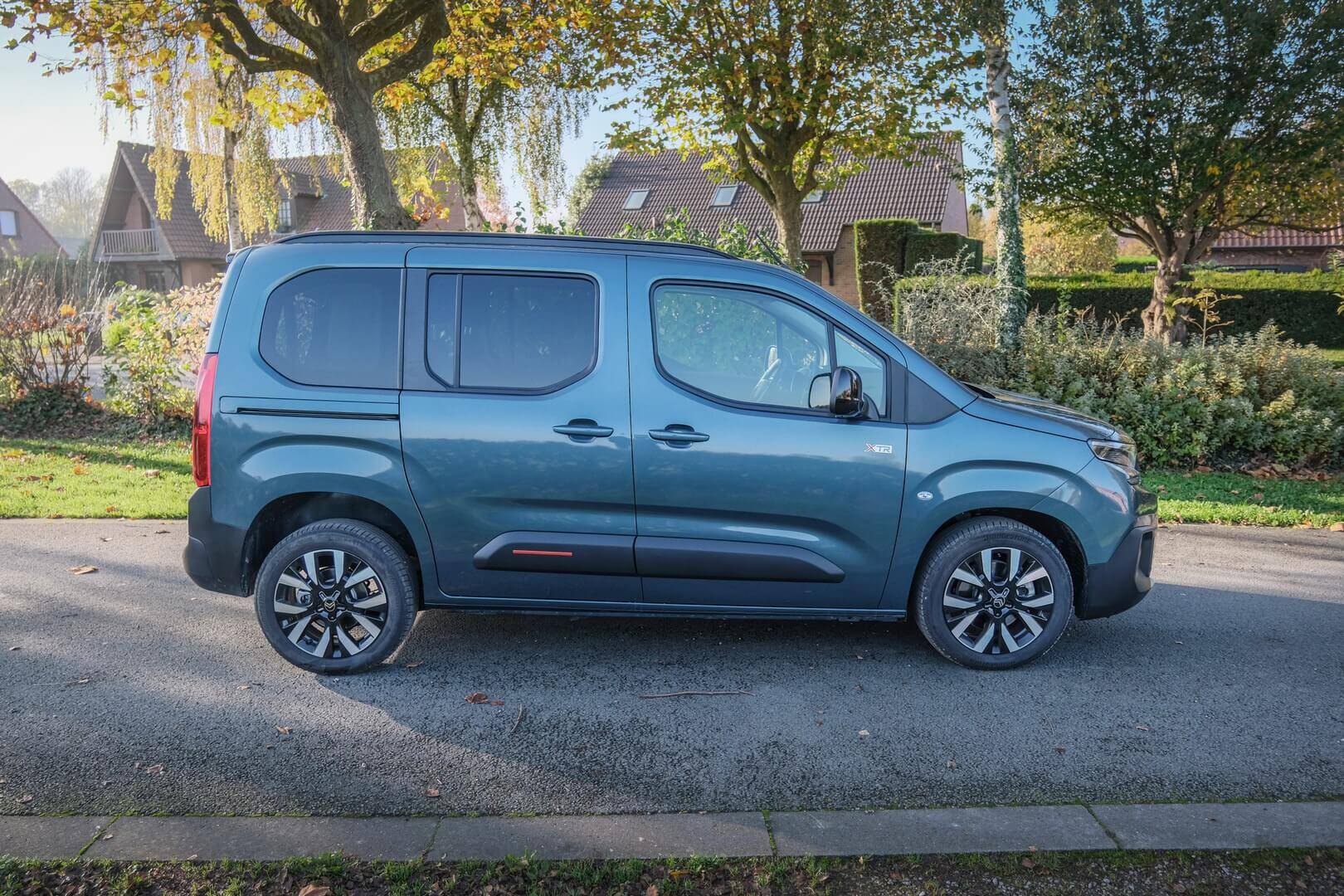  Circuler en ville est très simple avec le Berlingo Xtra accessible, notamment grâce à son gabarit plutôt compact !
