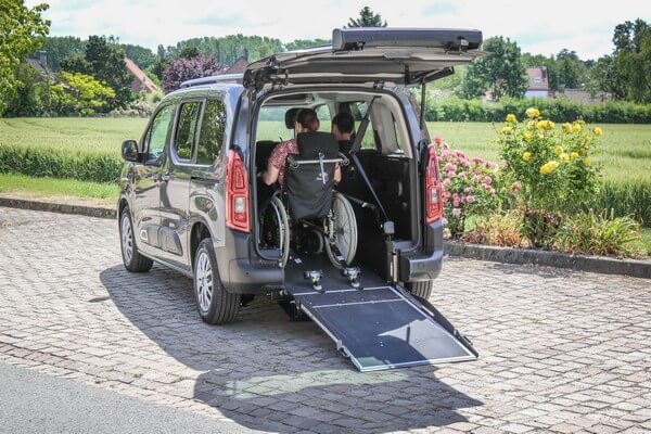 Le Berlingo TPMR Flex a été conçu pour vous permettre d&#039;assurer des transports sécurisés