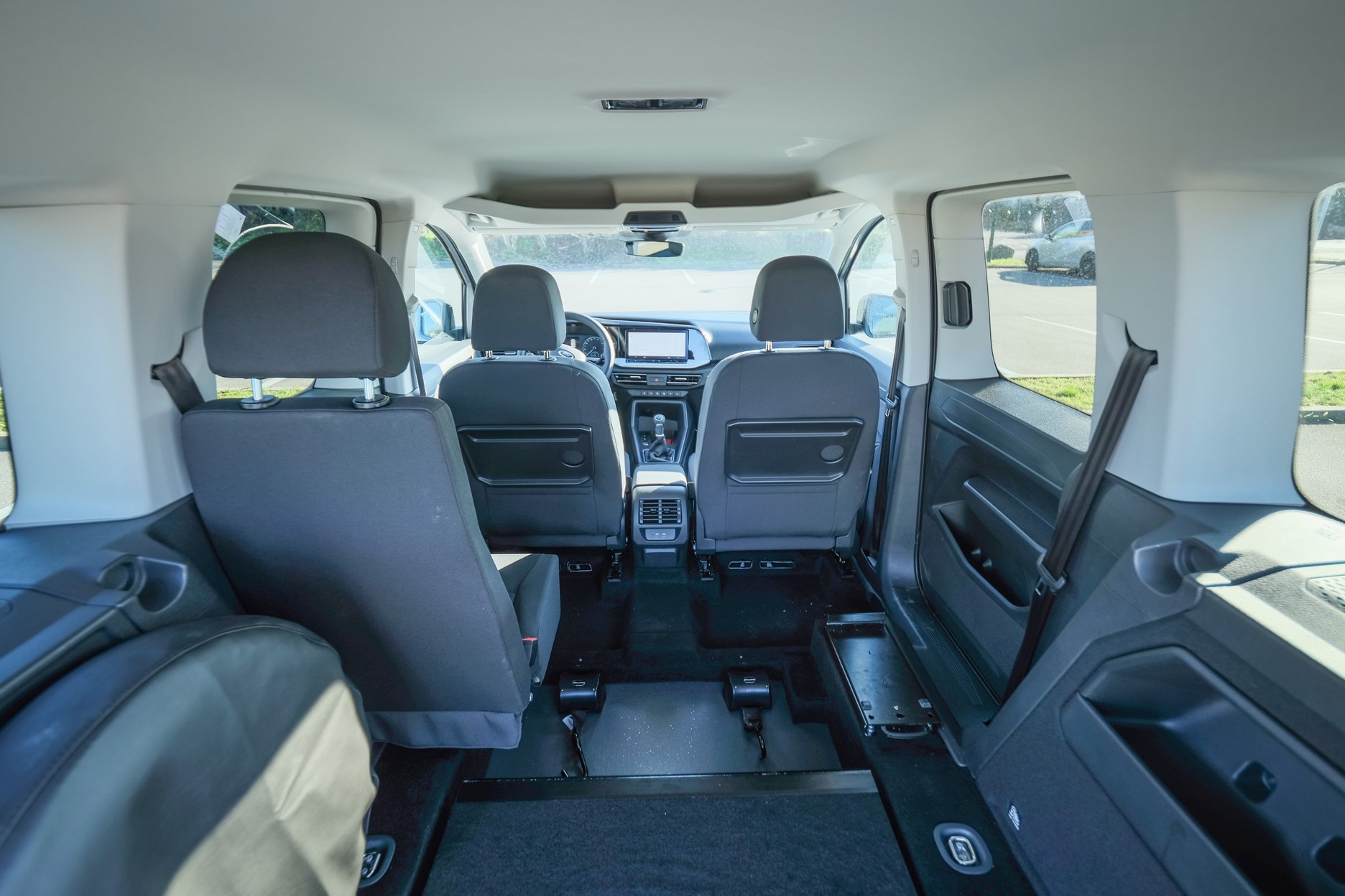 Ford Tourneo Connect Xtra aménagé pour une personne handicapée - Handynamic