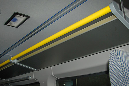 Bacs latéraux de type aviation pour minibus très pratiques Bacs latéraux de type aviation pour minibus très pratiques