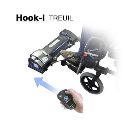 Le Hook-i-treuil est une vraie aide pour tirer le passager en fauteuil roulant à l'intérieur de la voiture Le Hook-i-treuil est une vraie aide pour tirer le passager en fauteuil roulant à l'intérieur de la voiture