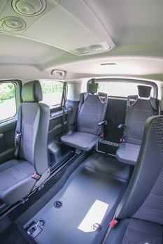 Les sièges Triflex vous permettent d&#039;ajouter deux places asises à l&#039;arrière de votre Citroën SpaceTourer, mais ils ne sont pas obligatoires !
