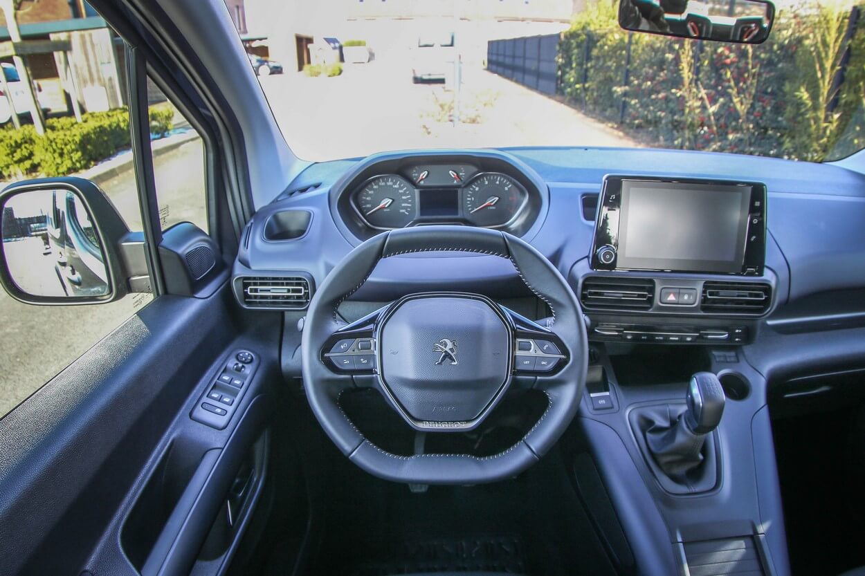 Le Peugeot Rifter offre un large choix d&#039;équipements de sécurité et confort en fonction de la finition choisie