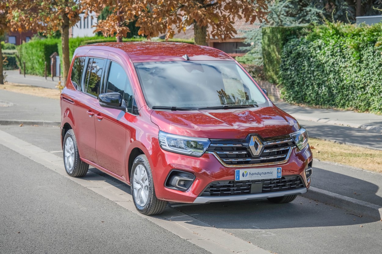 Automobile. Nouveau Renault Kangoo : est-il aussi bien qu'une