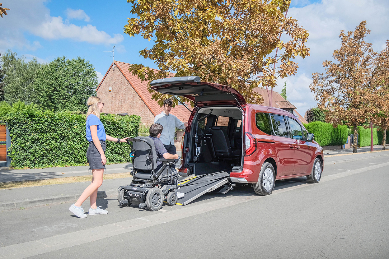 Découvrez le Nouveau Renault Kangoo et son aménagement handicap innovant SlidAccess