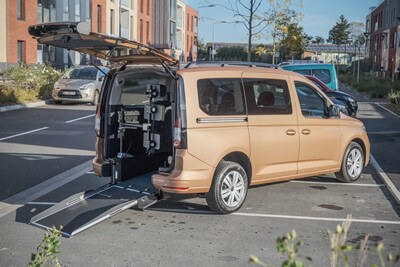Le Caddy Maxi Xtra propose un aménagement TPMR modulable Le Caddy Maxi Xtra propose un aménagement TPMR modulable