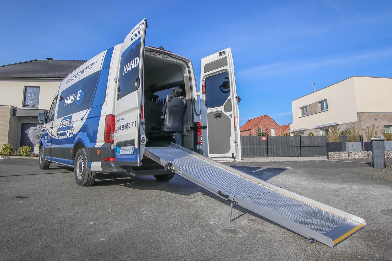 Le Volkswagen e-Crafter offre des trajets accessibles non polluants grâce à sa motorisation 100 % électrique