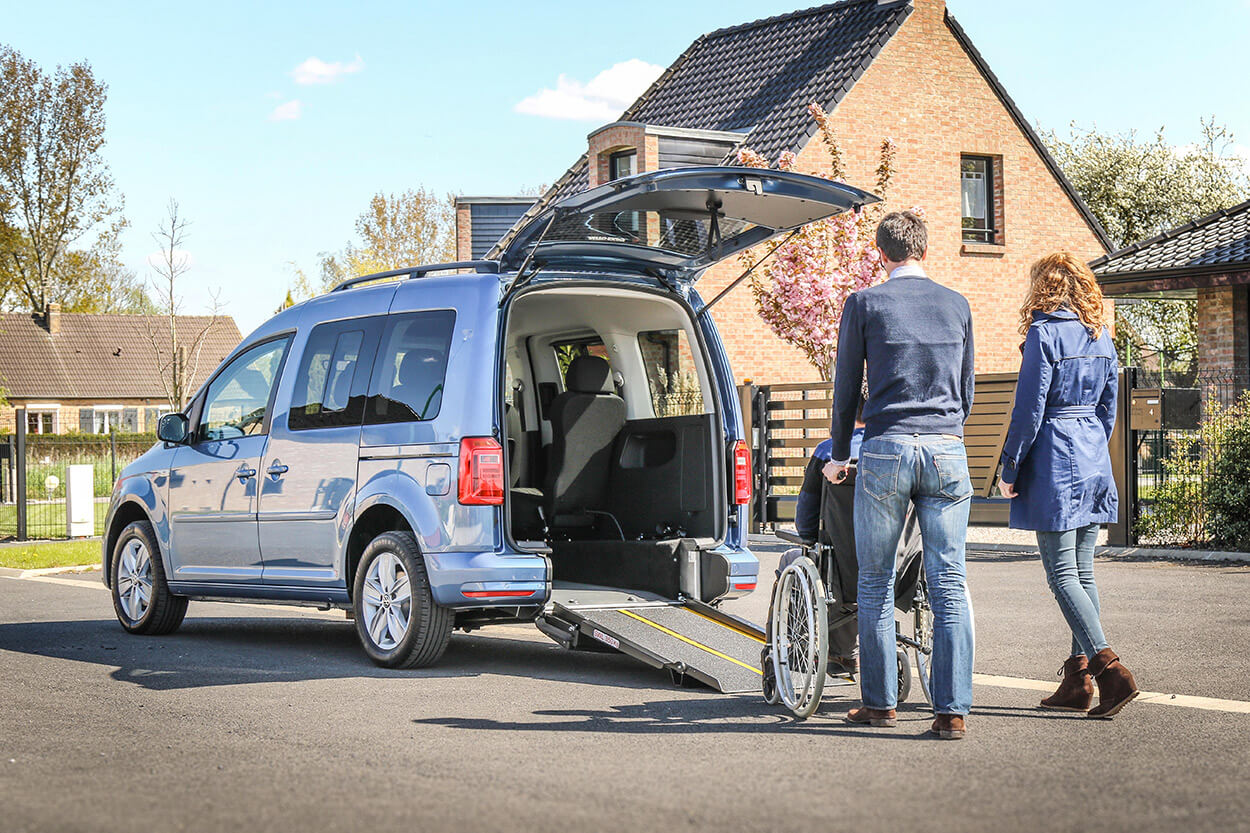 Volkswagen Caddy PremiumAccess, une voiture catégorie luxe et aménagée pour personne handicapée